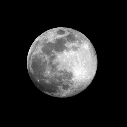 Kelly Richey - Thoughts and Thumbnails - I Grew Up Playing Guitar - A Full Moon Appeared Tonight