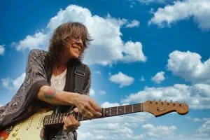 Learn to Play Guitar with Kelly Richey