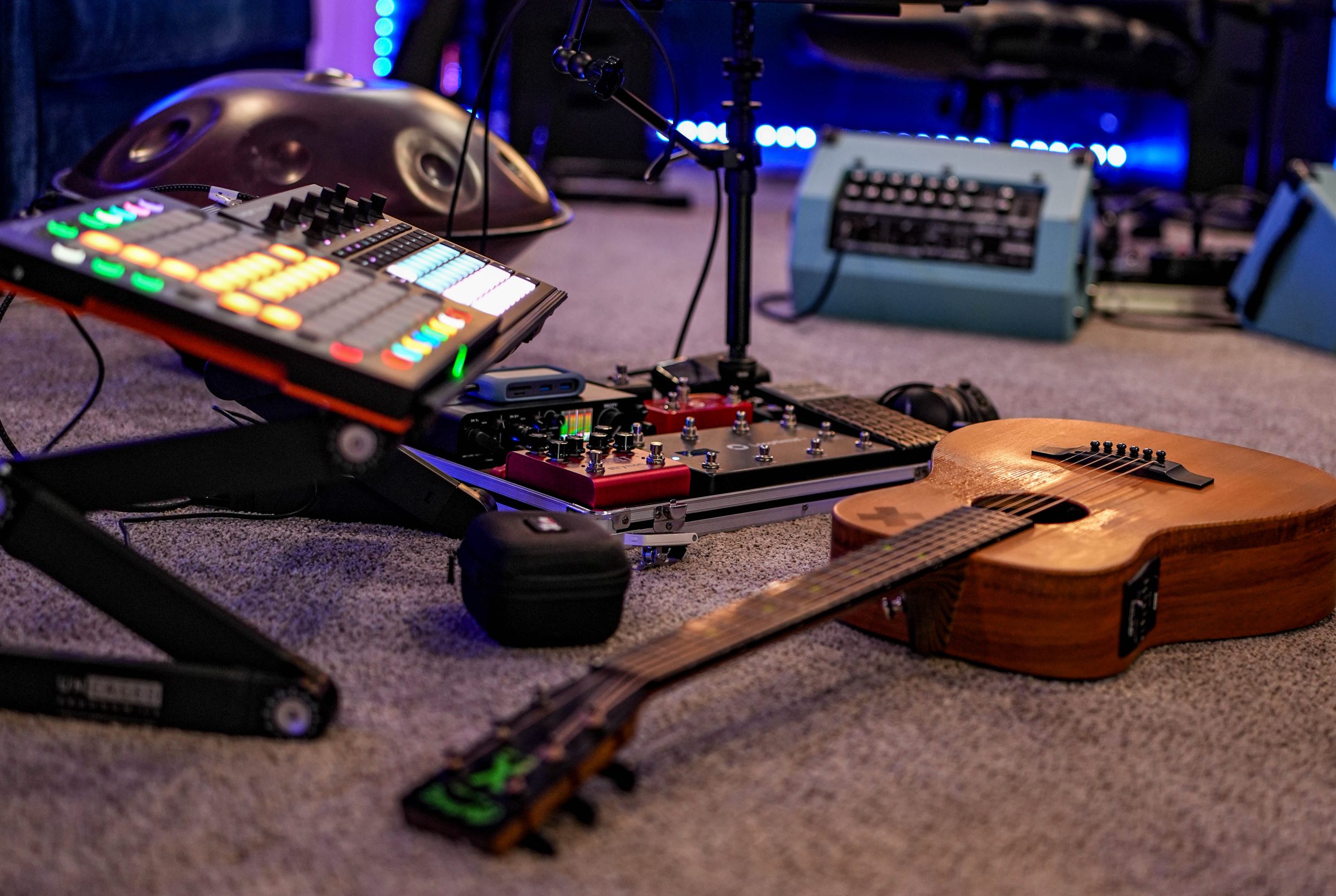 Kelly Richey's Battery-Powered Mobile Recording Studio — MOTU M4 Audio Interface